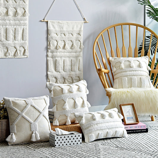 Nordic Pillow Tufted